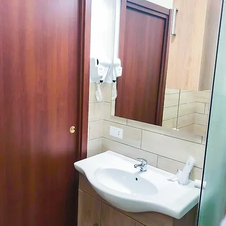 B&B Holiday Garibaldi 나폴리