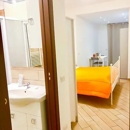 Holiday Garibaldi 나폴리