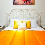 Nocleg ze śniadaniem Holiday Garibaldi 3*