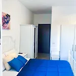 Holiday Garibaldi Nocleg ze śniadaniem 3*
