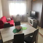 Holiday Garibaldi Nocleg ze śniadaniem